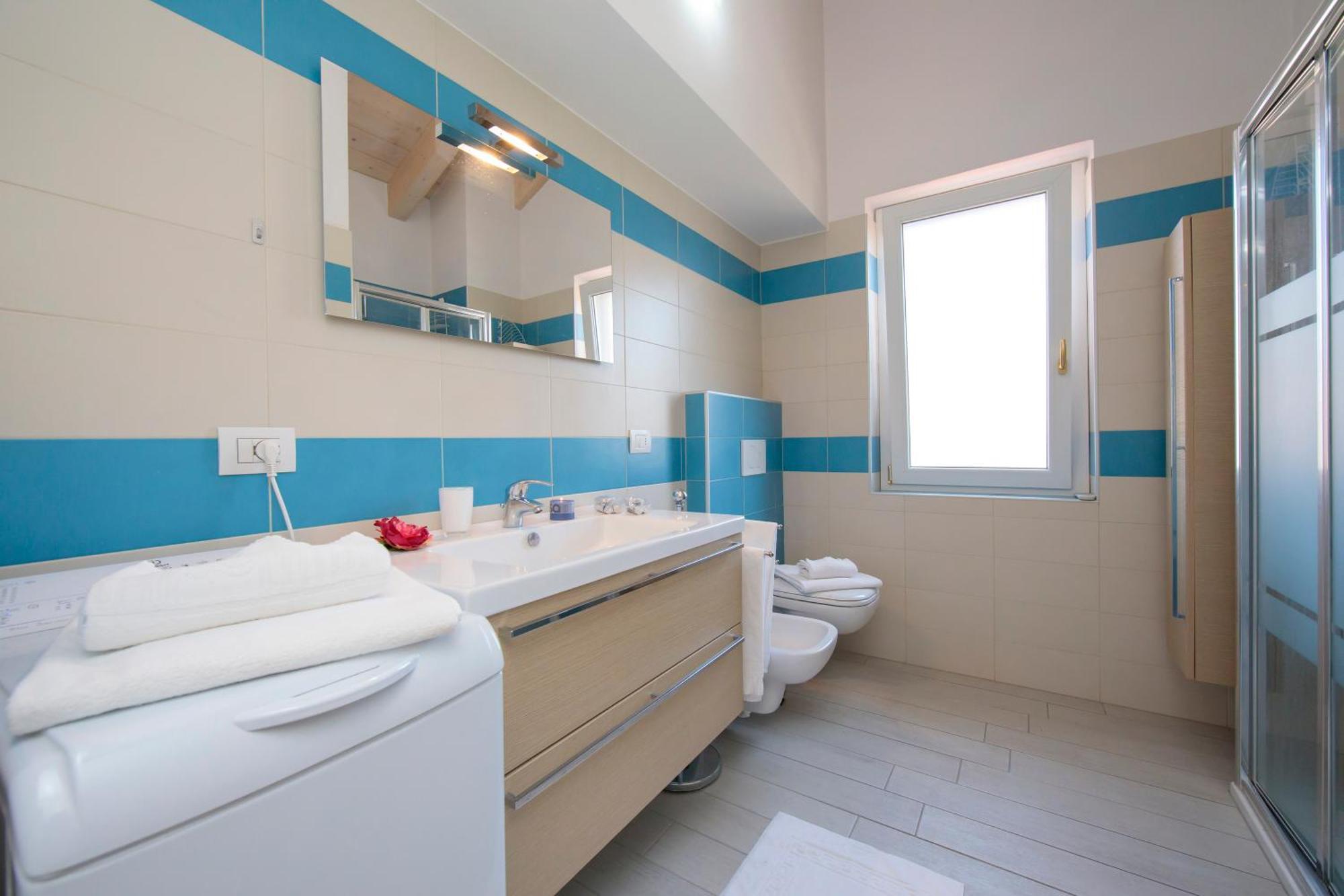 Silver Lake Apartment - Happy Rentals Angera Buitenkant foto